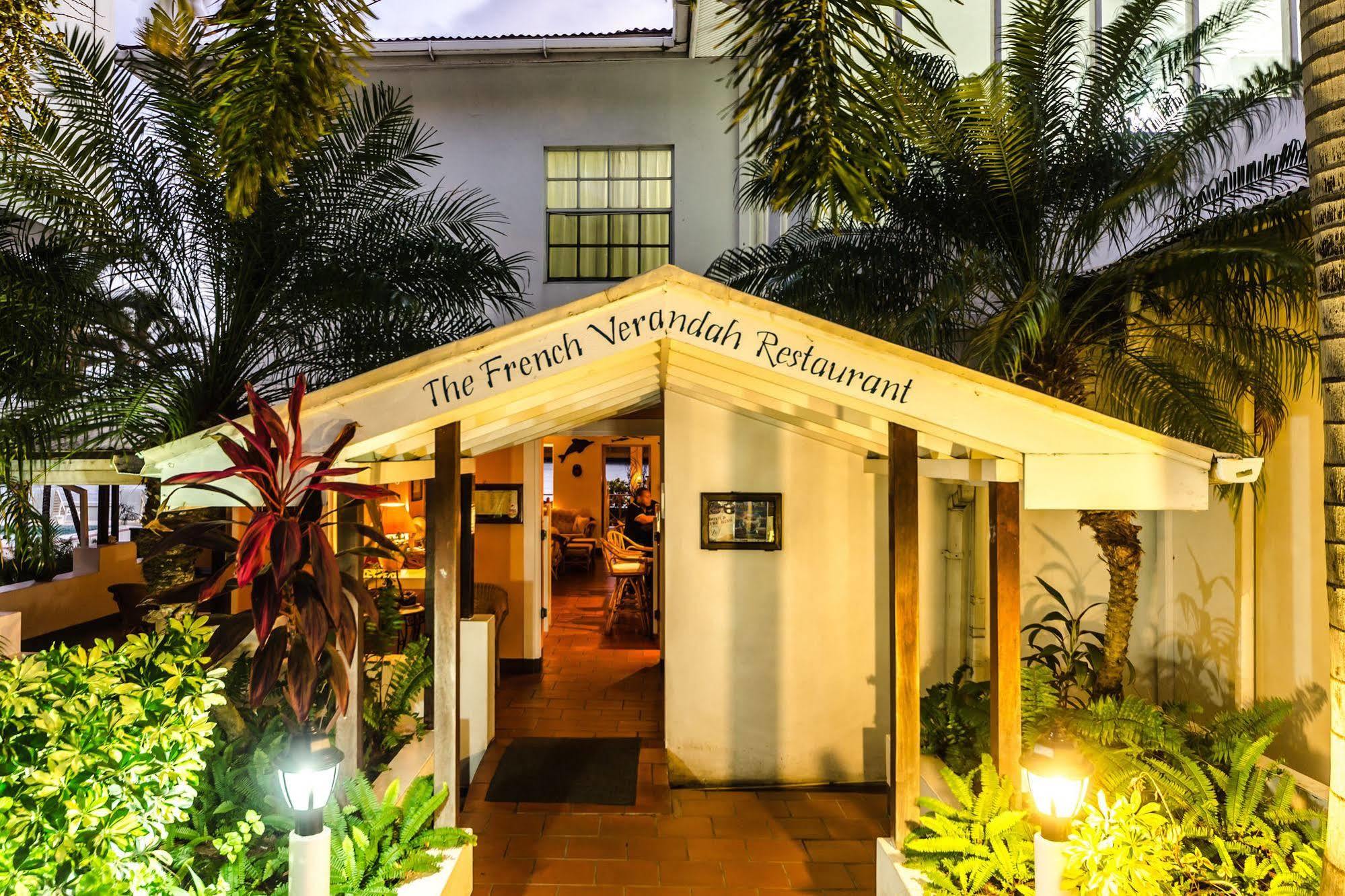 Mariners Hotel Calliaqua Exterior photo
